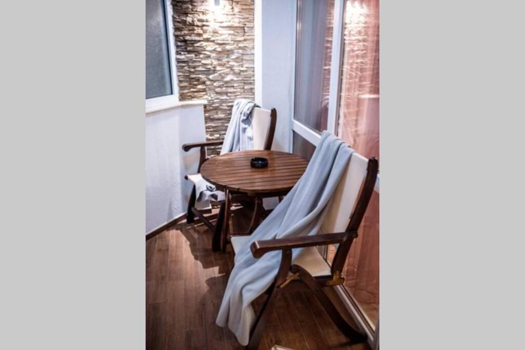 A&K Cozy Art Studio 1 Варна Екстериор снимка